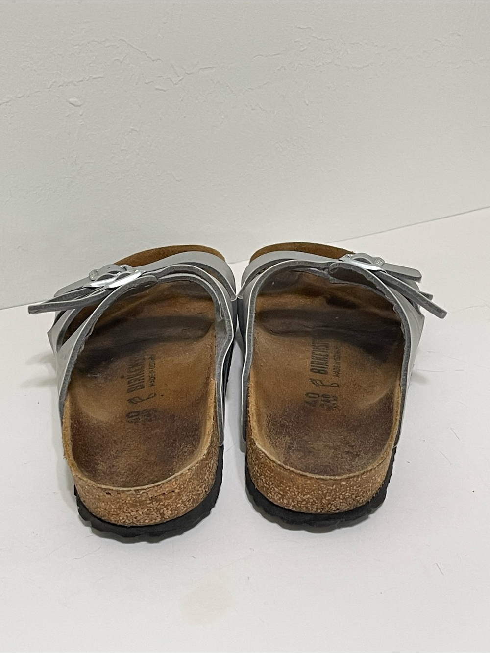 Birkenstock Florida Strappy Slide On Sandals Silver Metallic Suede Footbed Sz 40 - Picture 12 of 15
